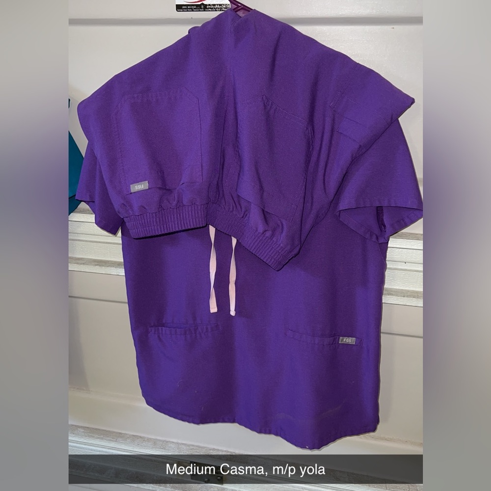 Figs Purple Scrub Set